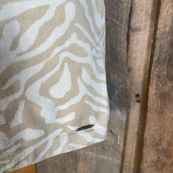 Calvin Klein NWOT Zebra Print Tank Top - Size Small - Picture 5 of 8